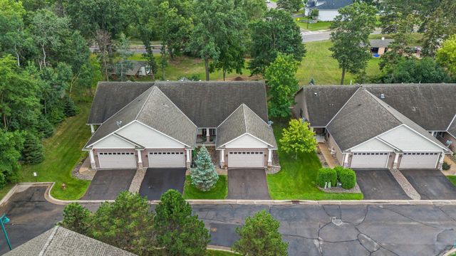5845 Oakgreen Court N, Stillwater, MN 55082