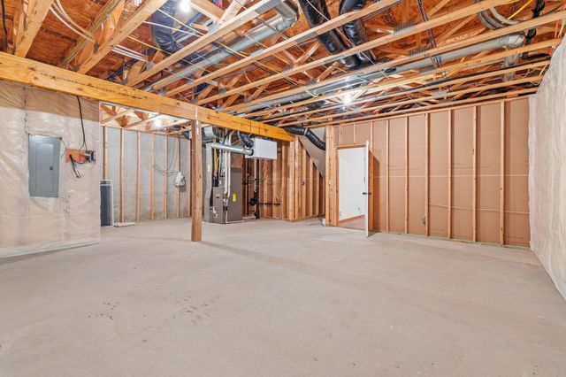 5845 Oakgreen Court N, Stillwater, MN 55082