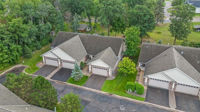 5845 Oakgreen Court N, Stillwater, MN 55082
