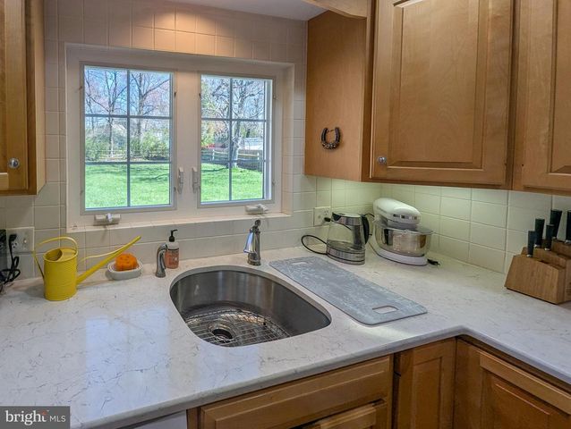 340 BRITT RD, North Wales, PA 19454