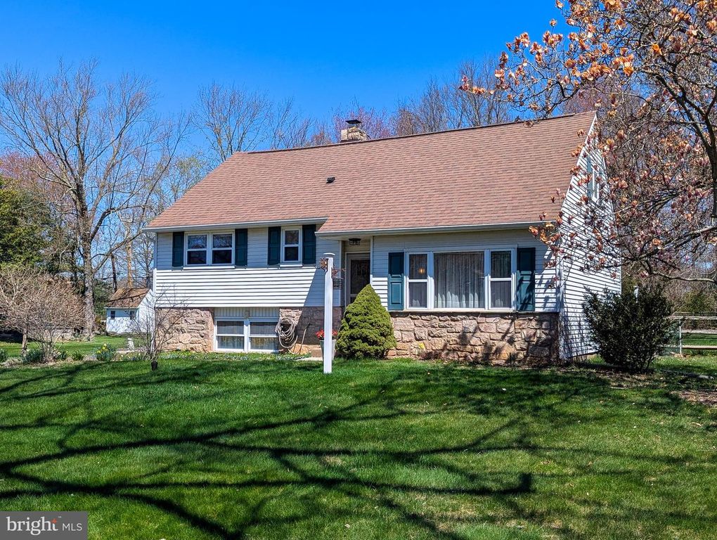 340 BRITT RD, North Wales, PA 19454