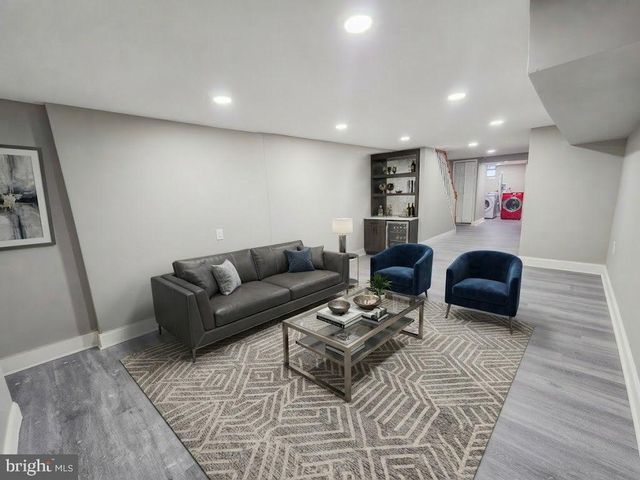 5512 N 6TH ST, Philadelphia, PA 19120