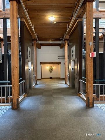 68 Thermos Avenue 222B, Norwich, CT 06360