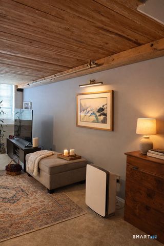 68 Thermos Avenue 222B, Norwich, CT 06360