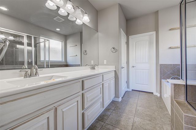 217 La Grotta LN, Georgetown, TX 78628