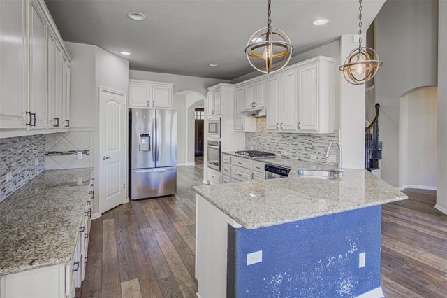 217 La Grotta LN, Georgetown, TX 78628