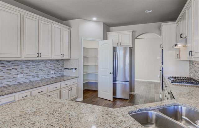 217 La Grotta LN, Georgetown, TX 78628