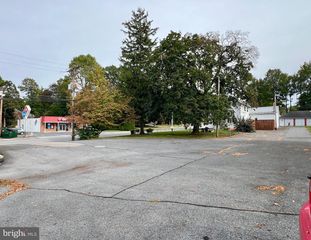 494 E KING ST, Shippensburg, PA 17257