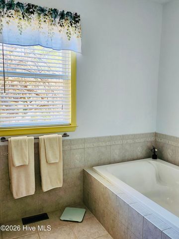 505 Ragan Road, Oriental, NC 28571