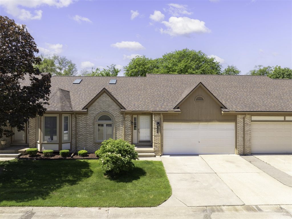 35907 Fierimonte Drive, Clinton Township, MI 48035