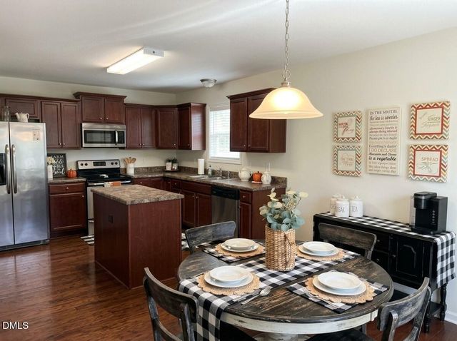 460 Botanical Court, Bunnlevel, NC 28323