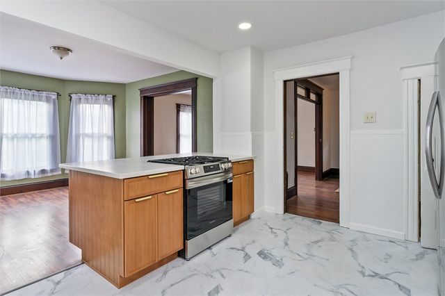 63 West Street, Geneva City, NY 14456