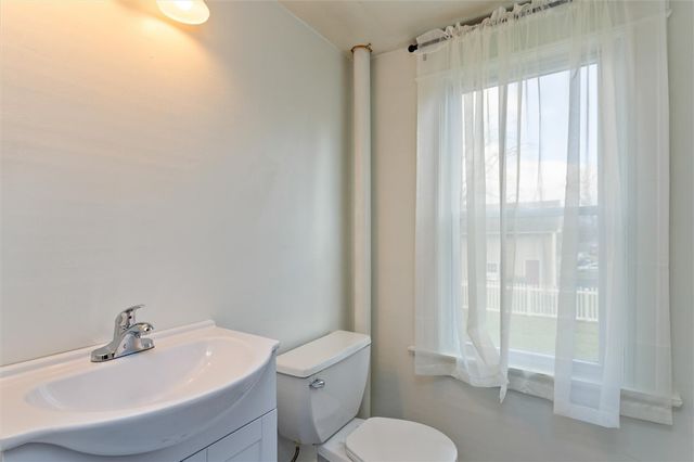 63 West Street, Geneva City, NY 14456