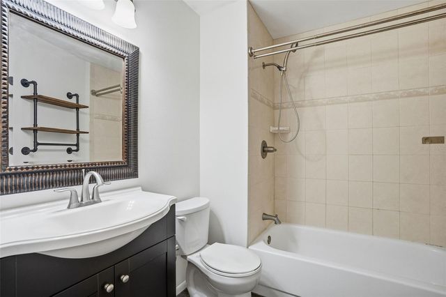 12301 MEMORIAL HIGHWAY, Tampa, FL 33635