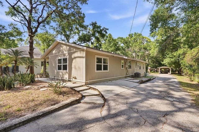 12301 MEMORIAL HIGHWAY, Tampa, FL 33635