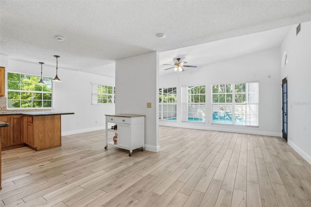 12301 MEMORIAL HIGHWAY, Tampa, FL 33635