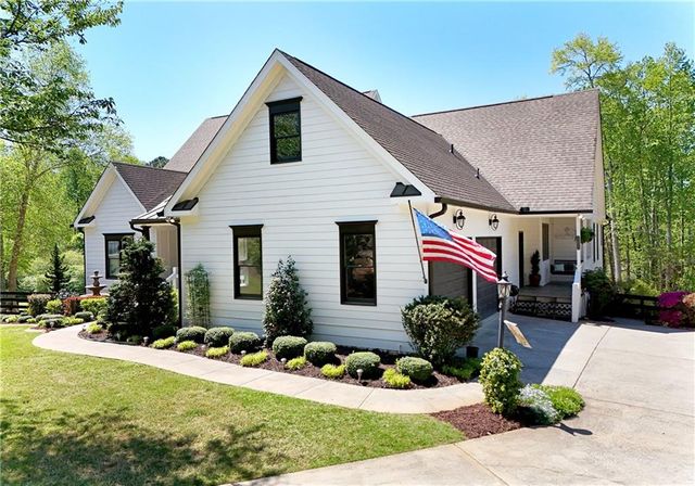 204 Lynn Lane, Canton, GA 30115