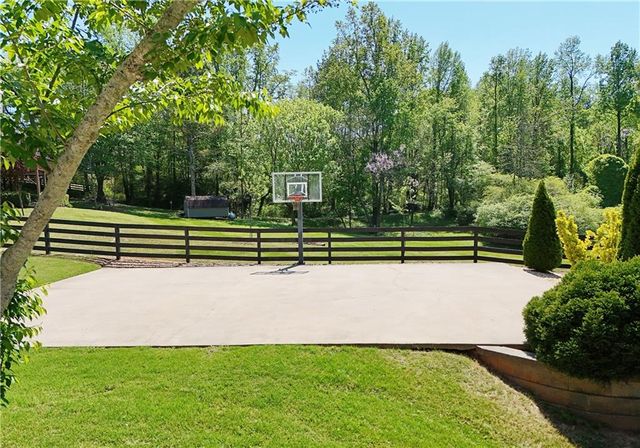 204 Lynn Lane, Canton, GA 30115