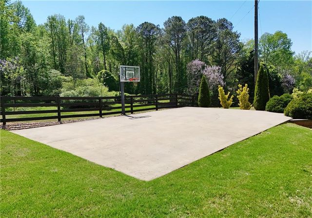 204 Lynn Lane, Canton, GA 30115