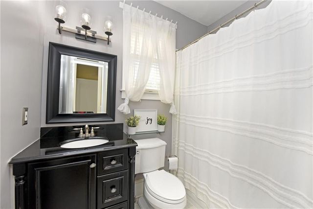 204 Lynn Lane, Canton, GA 30115