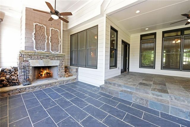 204 Lynn Lane, Canton, GA 30115