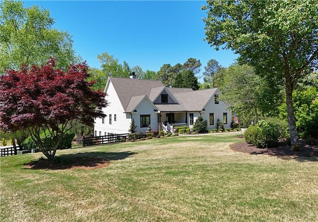 204 Lynn Lane, Canton, GA 30115