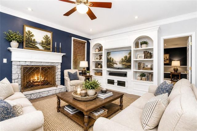 204 Lynn Lane, Canton, GA 30115