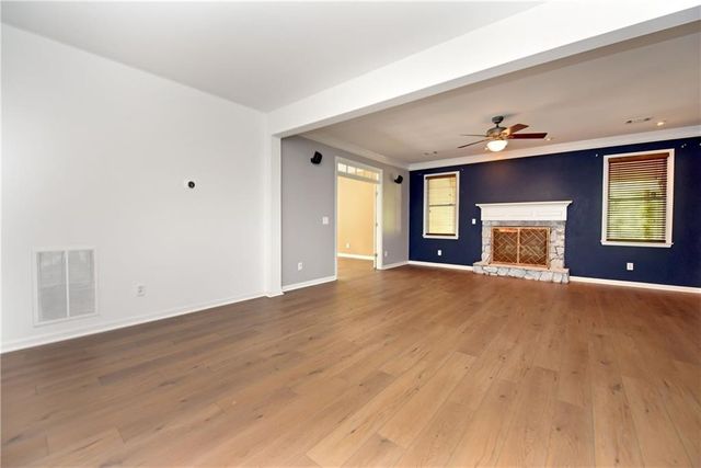 204 Lynn Lane, Canton, GA 30115