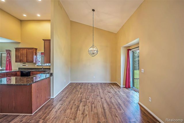 20605 Golf Ridge Circle, Livonia, MI 48152