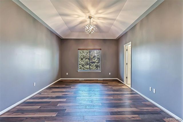 20605 Golf Ridge Circle, Livonia, MI 48152