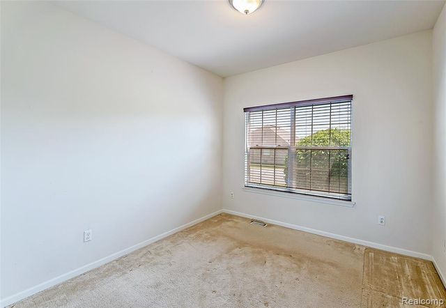 20605 Golf Ridge Circle, Livonia, MI 48152