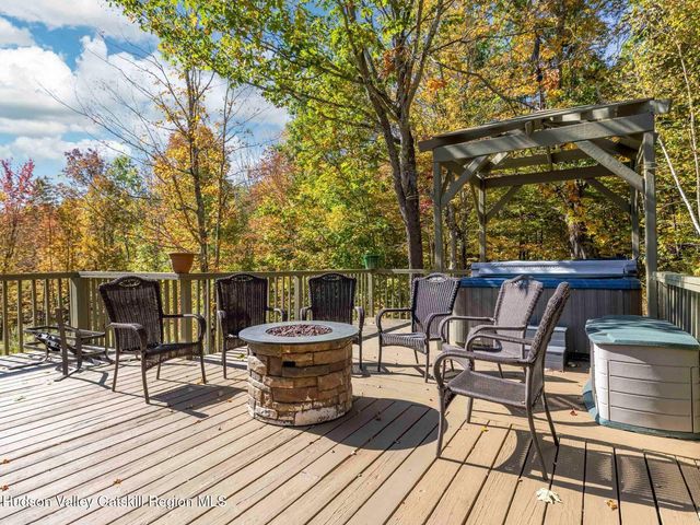 53 Tower Mountain Rd, Jewett, NY 12444