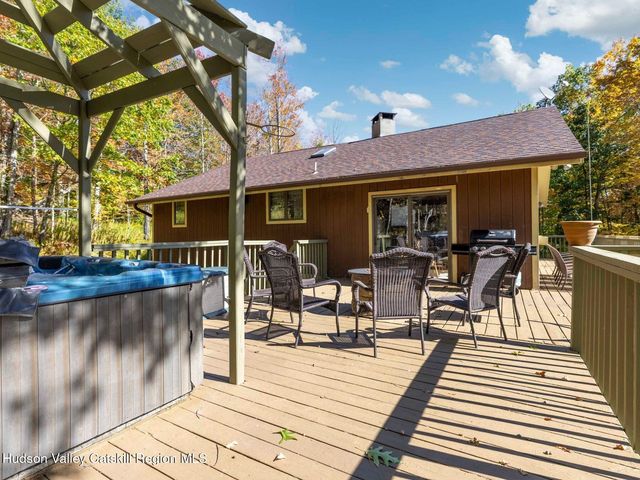 53 Tower Mountain Rd, Jewett, NY 12444