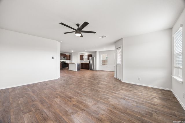 6623 Whisper Pond, San Antonio, TX 78252