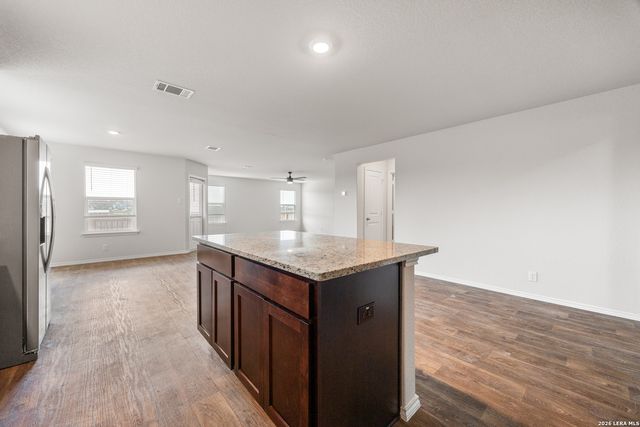 6623 Whisper Pond, San Antonio, TX 78252