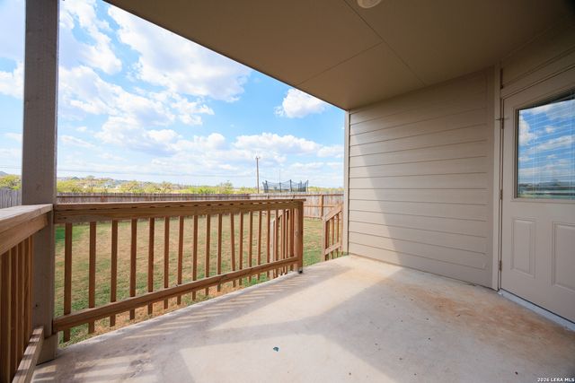 6623 Whisper Pond, San Antonio, TX 78252