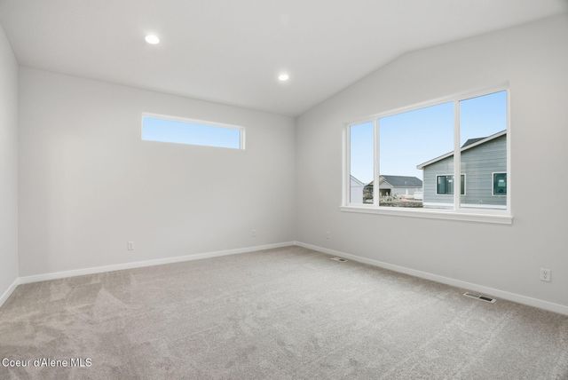 3322 N CLAREMONT DR, Post Falls, ID 83854