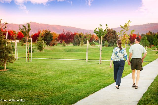 3322 N CLAREMONT DR, Post Falls, ID 83854