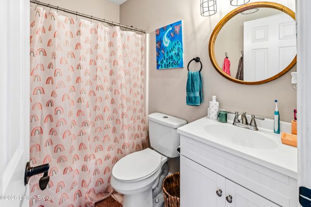 201 Ashley Blvd, Shepherdsville, KY 40165