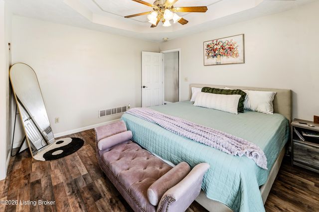 201 Ashley Blvd, Shepherdsville, KY 40165