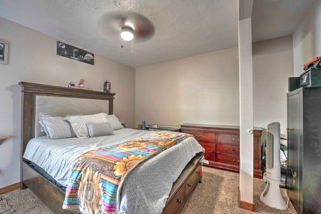 1021 NW 7th Ave NW, Minot, ND 58703