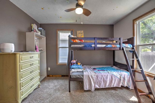 1021 NW 7th Ave NW, Minot, ND 58703