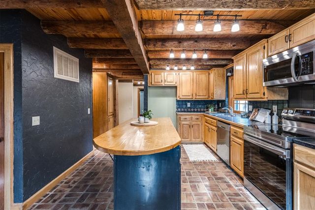 1116 Cedar Drive, Blanchard, OK 73010