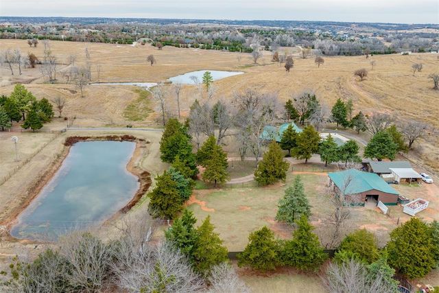 1116 Cedar Drive, Blanchard, OK 73010