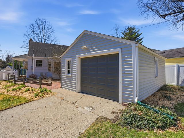 1102 Arborview Boulevard, Ann Arbor, MI 48103