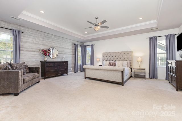 11523 Warfield Avenue, Huntersville, NC 28078