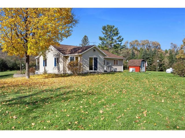 1048 85th Avenue, Amery, WI 54001
