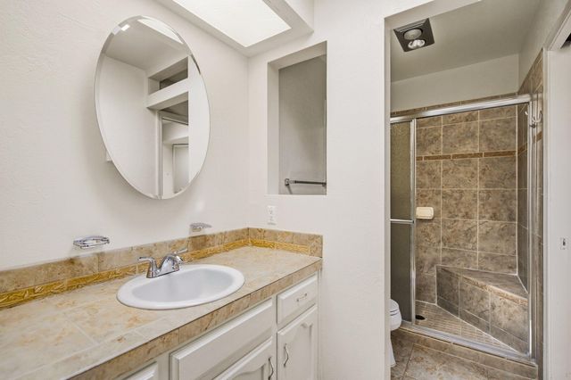 913 Santa Ana Avenue SE, Albuquerque, NM 87123