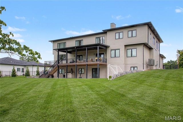 10010 Schuessler Road, St Louis, MO 63128