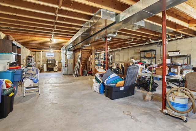 8223 Calvin Road, Battle Creek, MI 49017